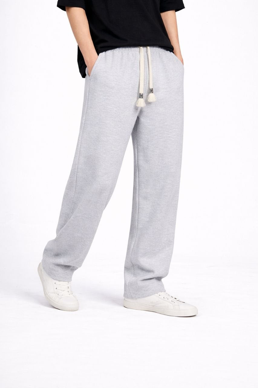 Plain Sweatpants with back pocket